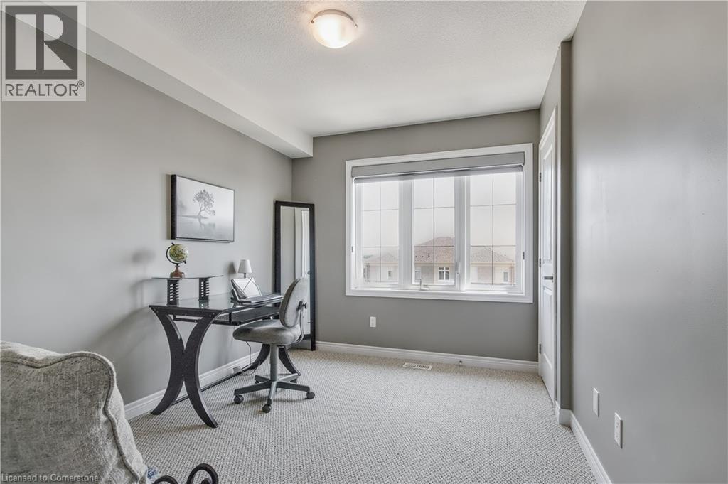 Photo 26 of 319 Skinner Road, Waterdown ON