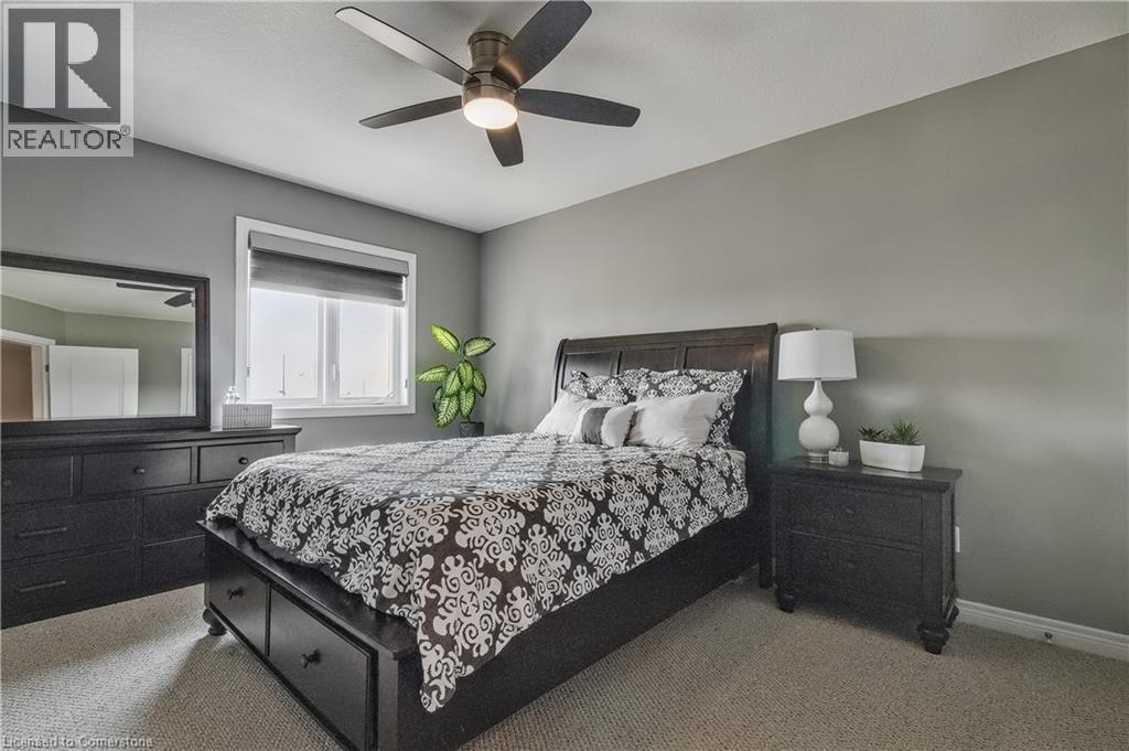 Photo 25 of 319 Skinner Road, Waterdown ON