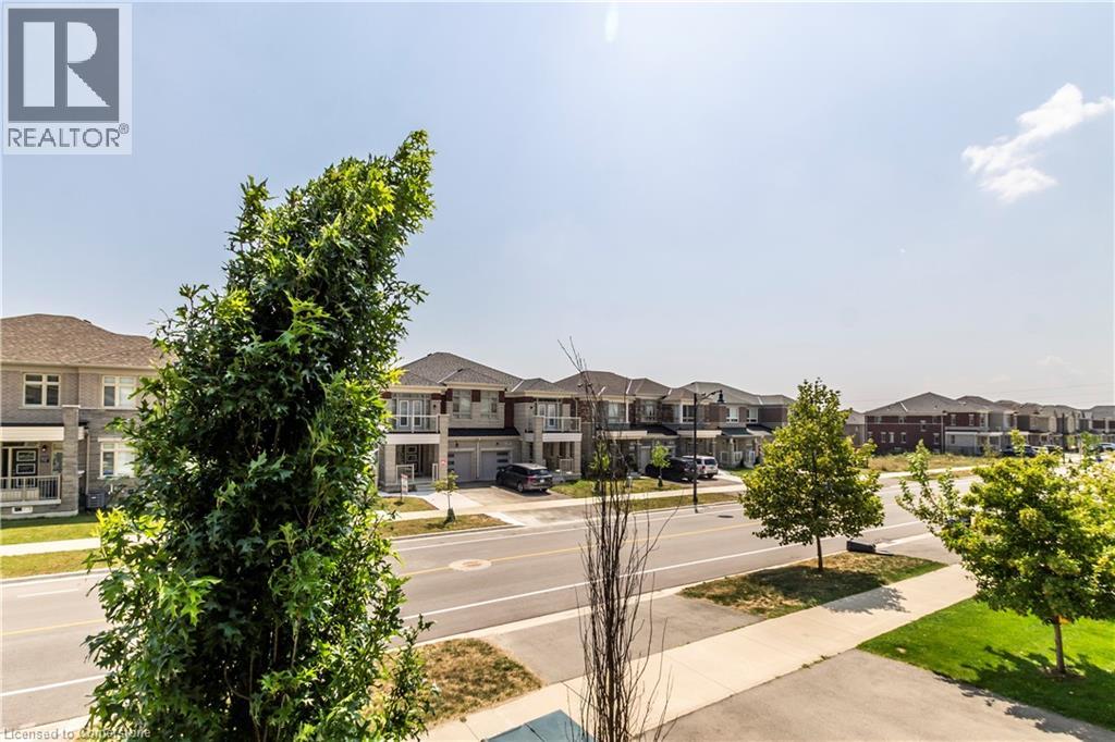 Photo 7 of 319 Skinner Road, Waterdown ON