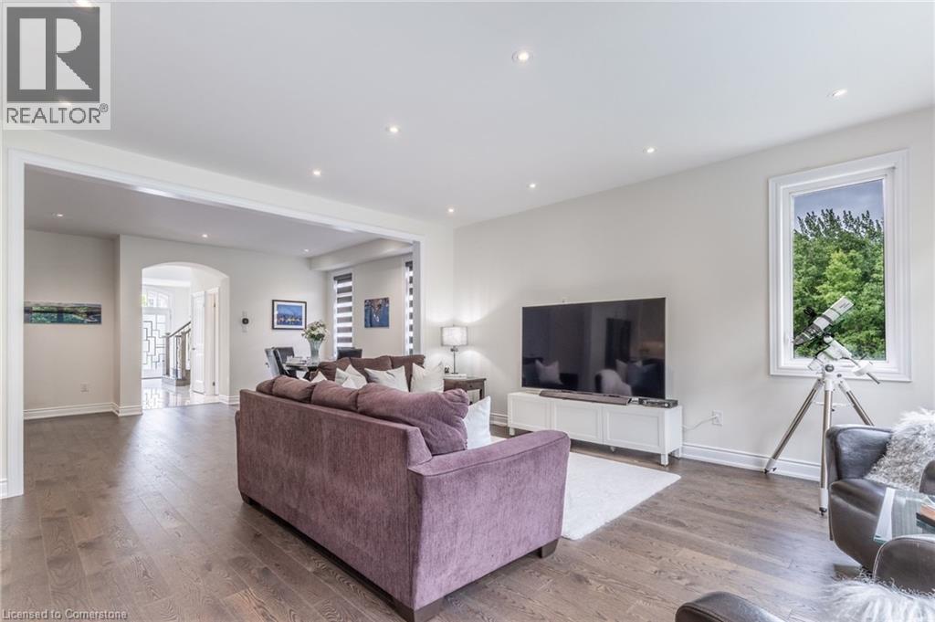 Photo 22 of 64 Elysian Fields Circle, Brampton ON
