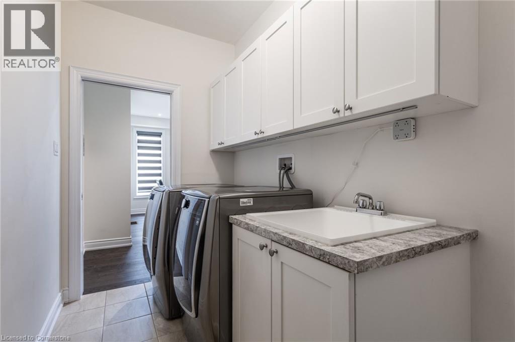 Photo 4 of 64 Elysian Fields Circle, Brampton ON