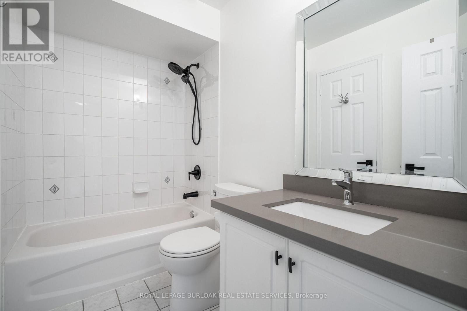 Photo 2 of 59 9900 Mclaughlin Road N, Brampton ON