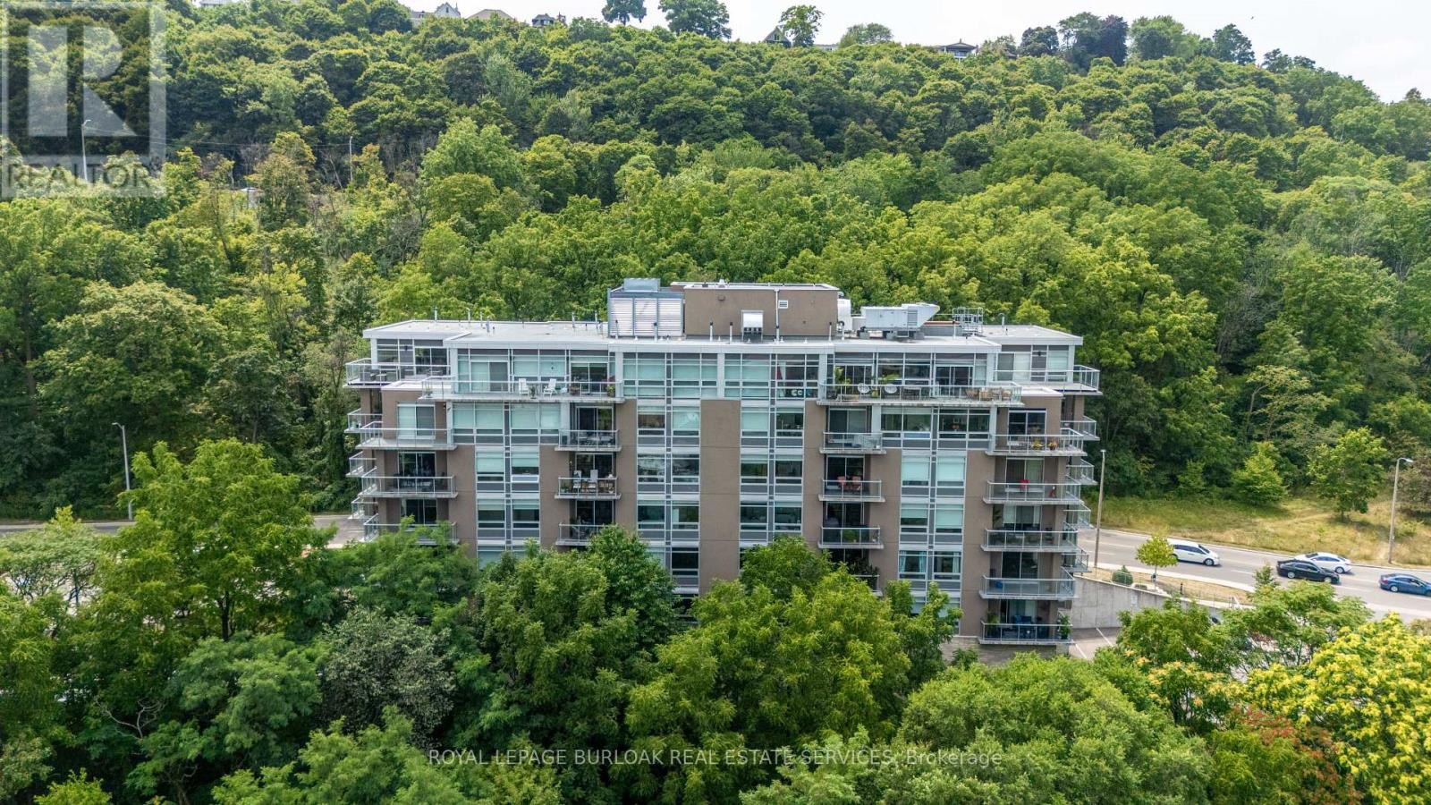 Photo 21 of 306 455 Charlton Avenue E, Hamilton ON