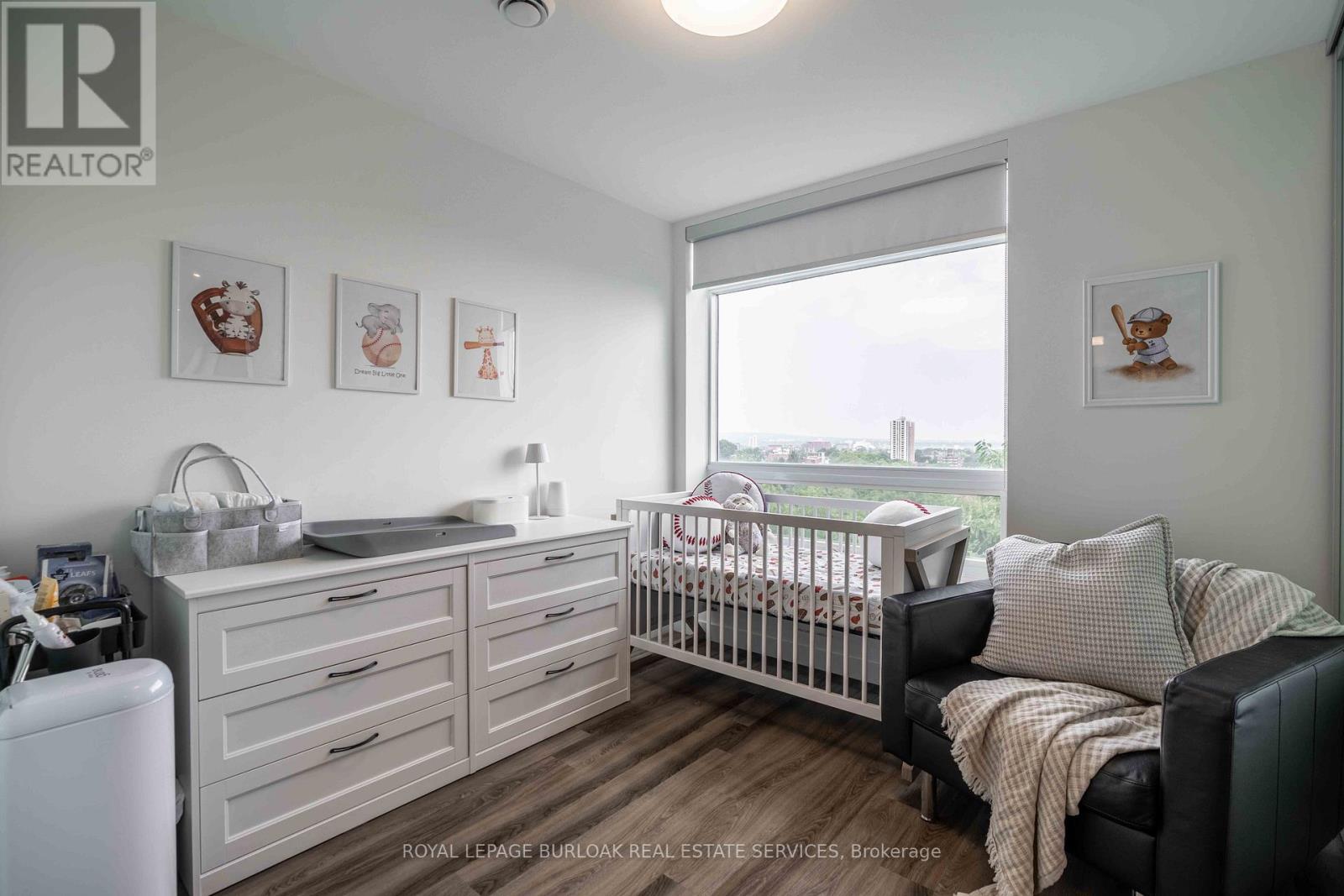 Photo 23 of 306 455 Charlton Avenue E, Hamilton ON