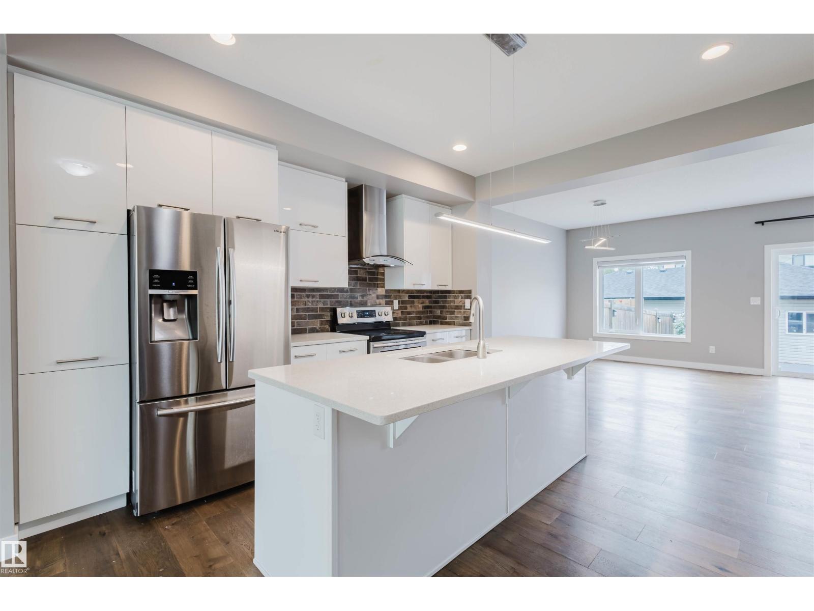 Photo 26 of 9308 74 Av Nw, Edmonton AB