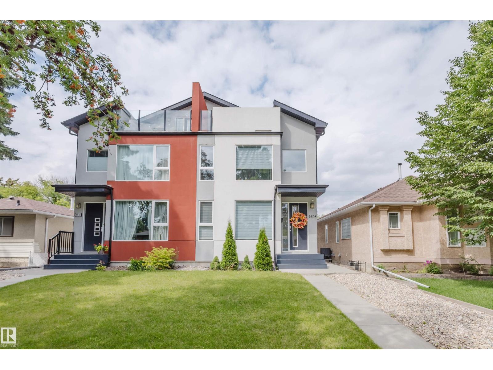 Photo 16 of 9308 74 Av Nw, Edmonton AB