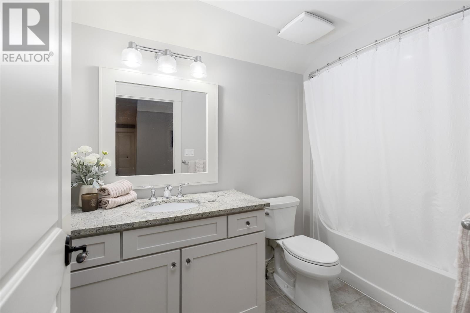 Photo 5 of 80 Crimson Ridge Dr, Sault Ste Marie ON