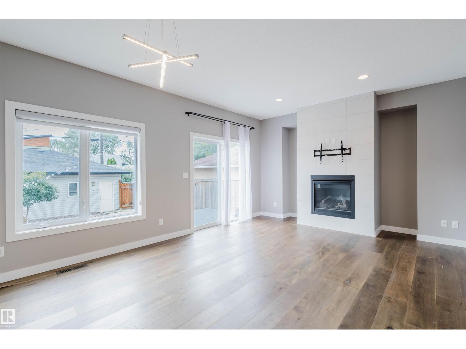 Photo 47 of 9308 74 Av Nw, Edmonton AB