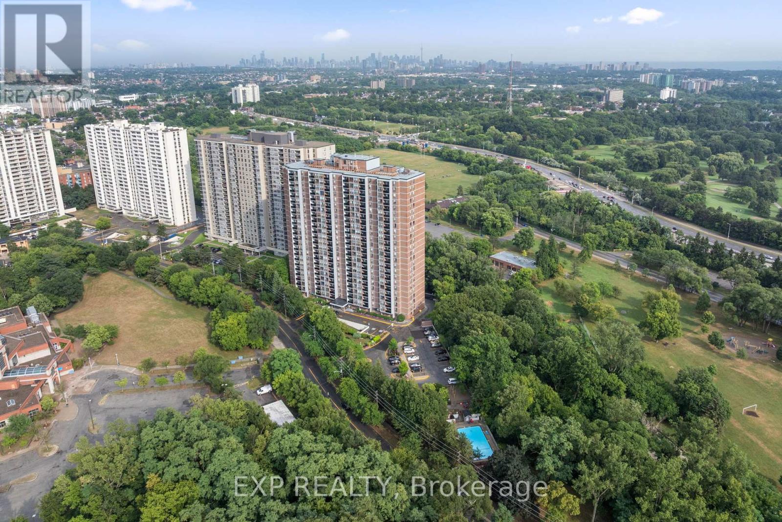 Photo 2 of 312 85 Emmett Avenue, Toronto ON