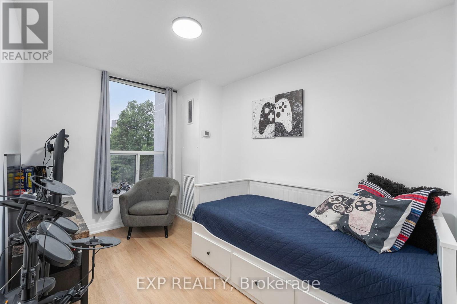Photo 22 of 312 85 Emmett Avenue, Toronto ON