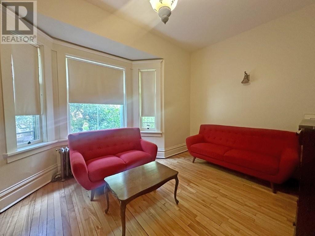 Photo 37 of 43 Summit Ave, Thunder Bay ON
