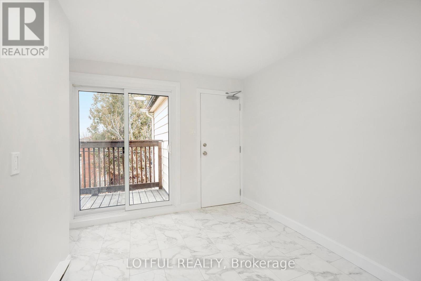 Photo 7 of 6 484 Queen Mary Street, Ottawa ON