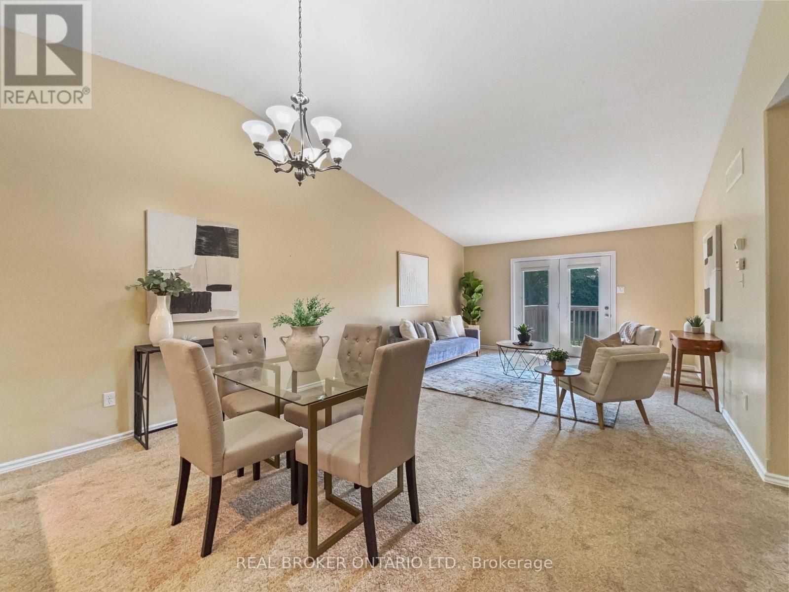Photo 9 of 35 35 Stratford Terrace, Brantford ON