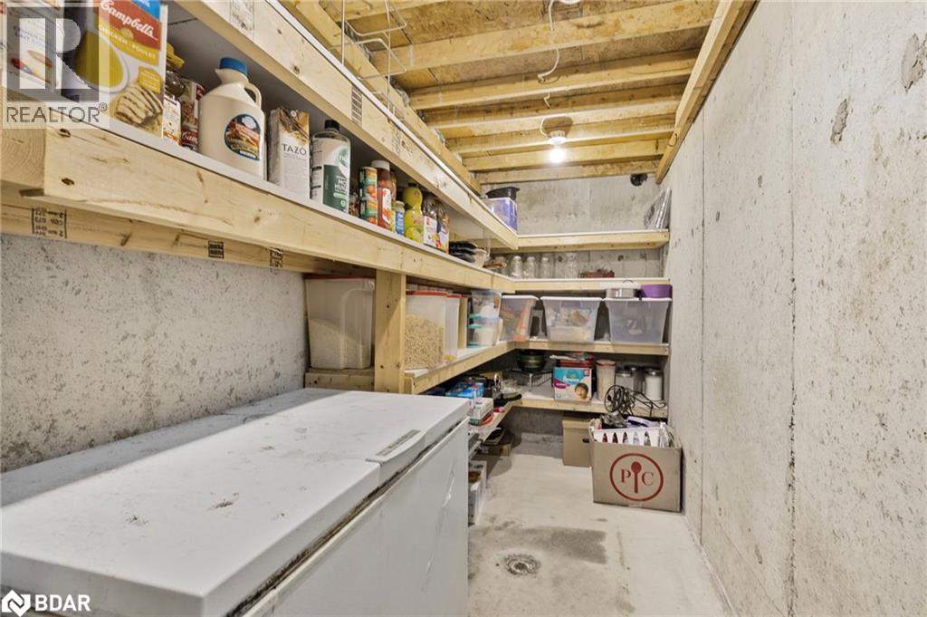 Photo 42 of 22 Bishop Drive, Barrie ON