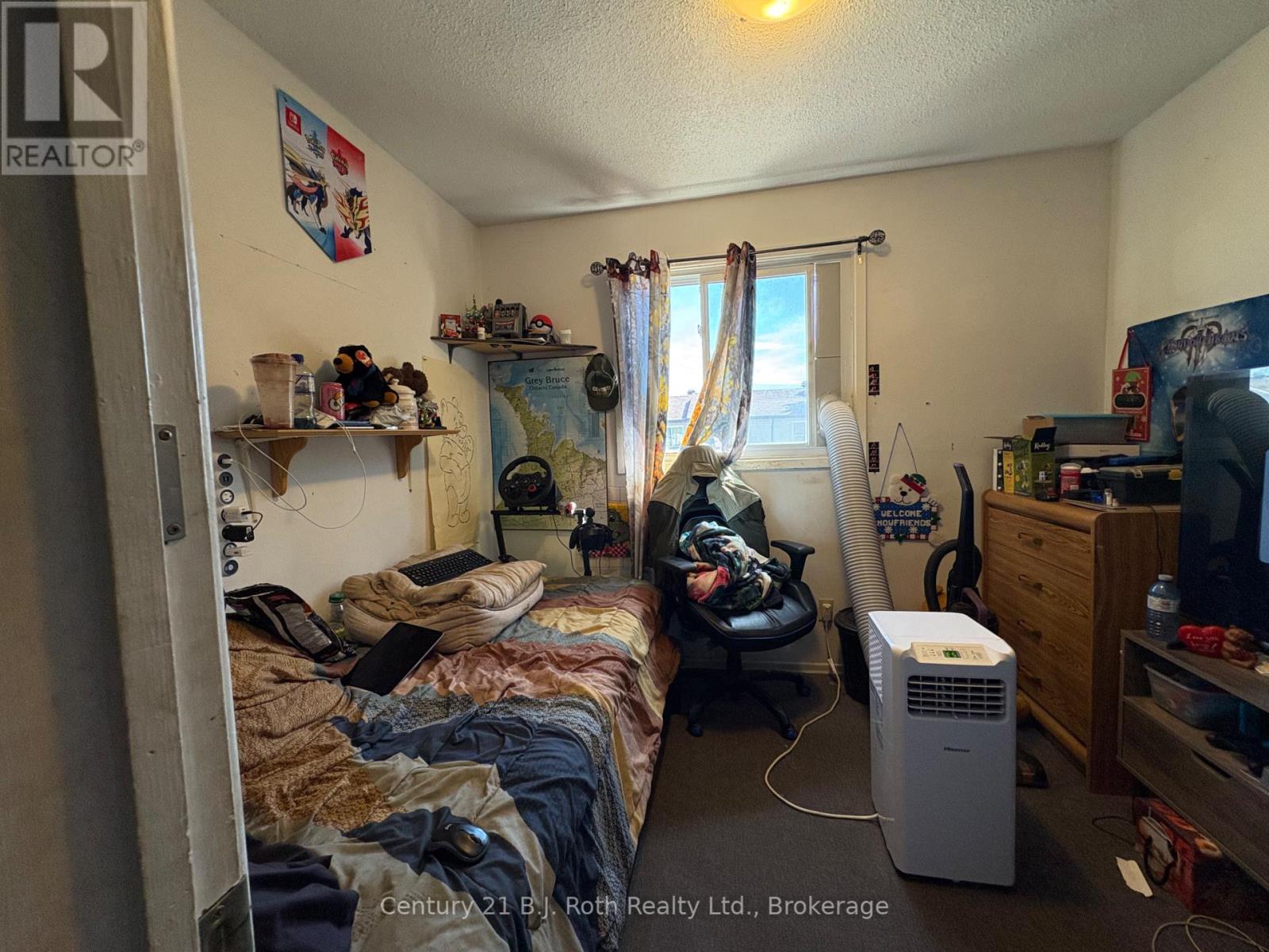 Photo 5 of 107 1095 Mississaga Street W, Orillia ON