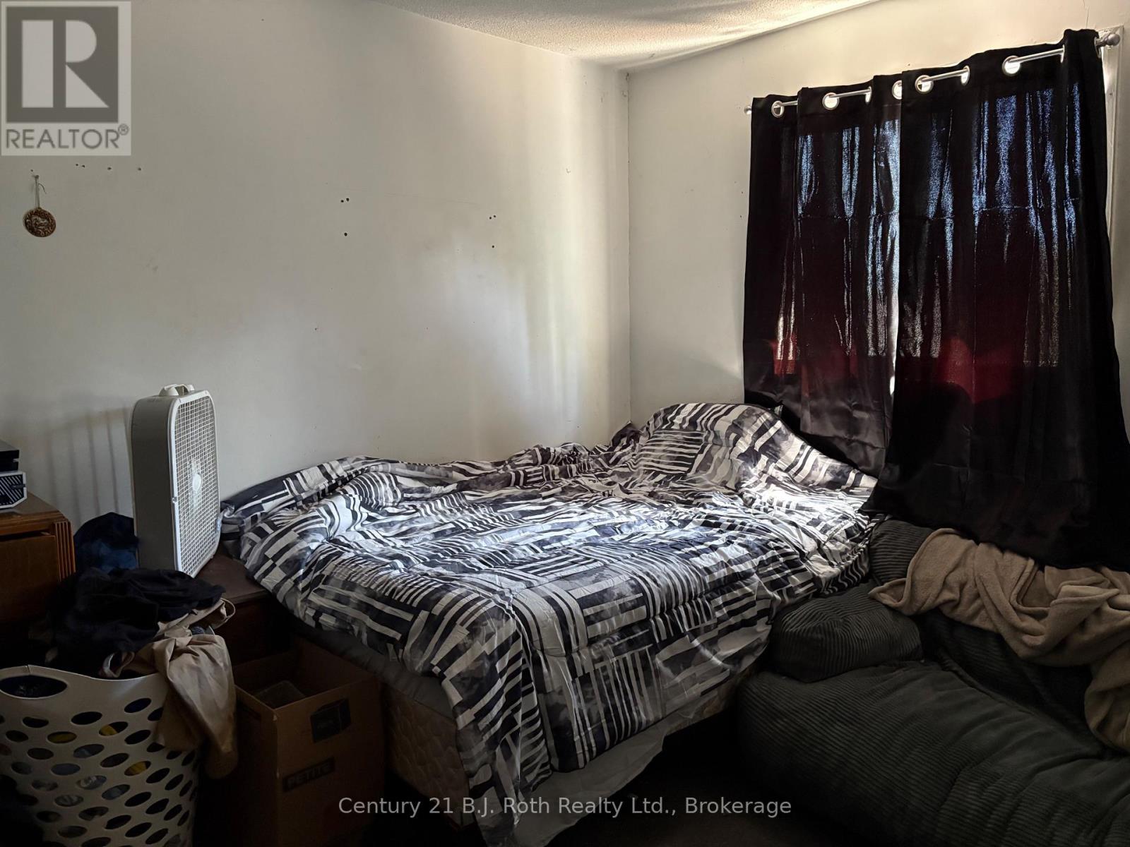 Photo 3 of 107 1095 Mississaga Street W, Orillia ON