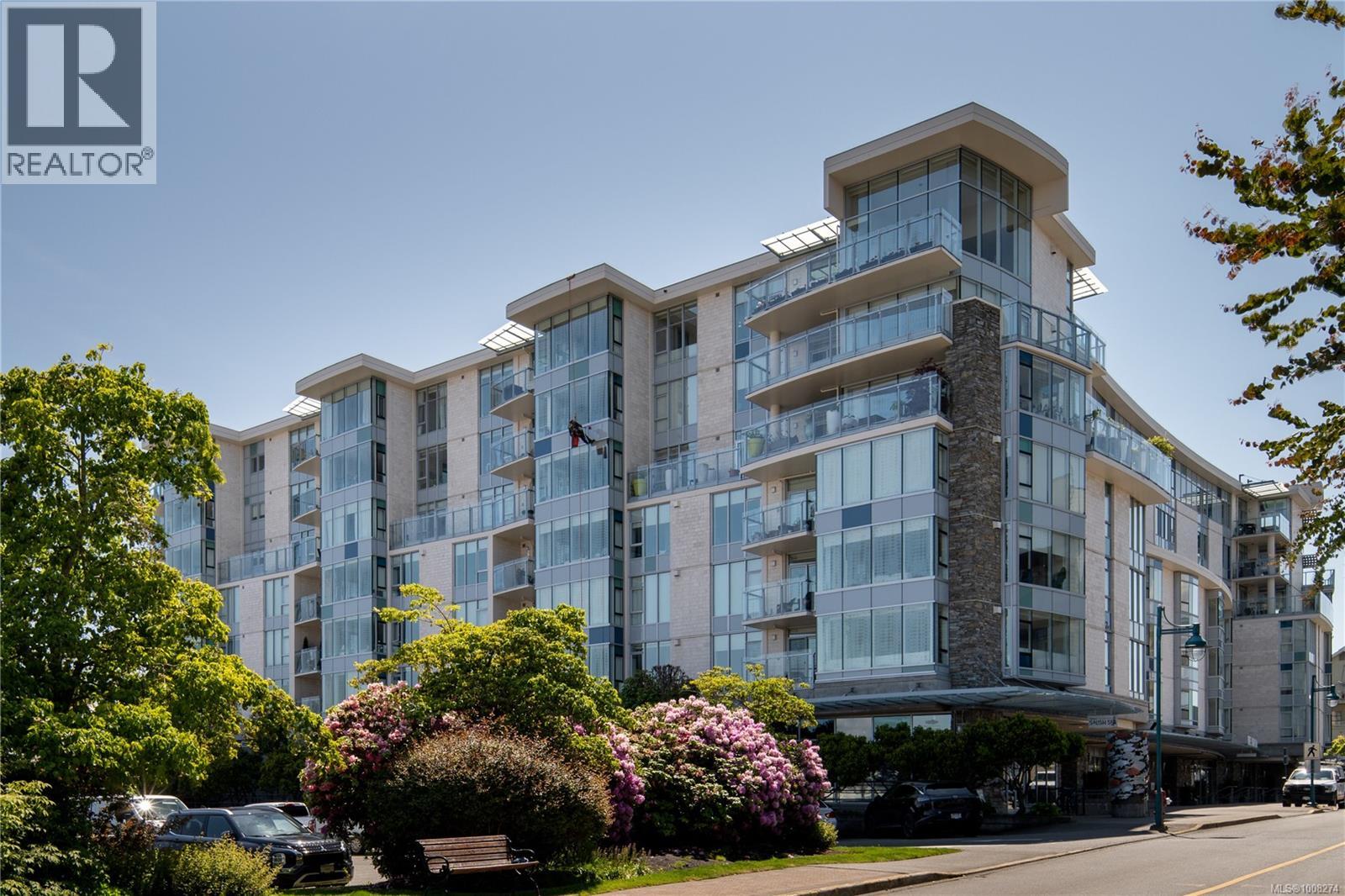 201 9809 SEAPORT Place, Sidney