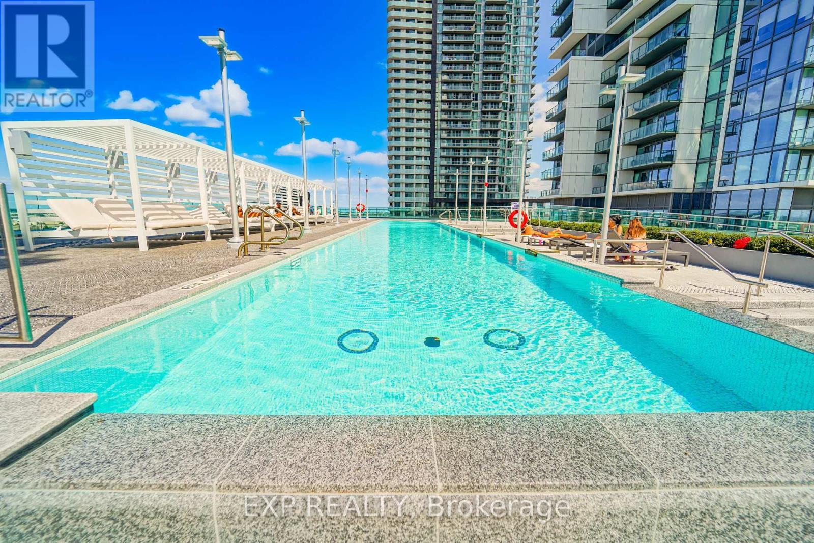 Photo 17 of 4503 1000 Portage Parkway, Vaughan ON