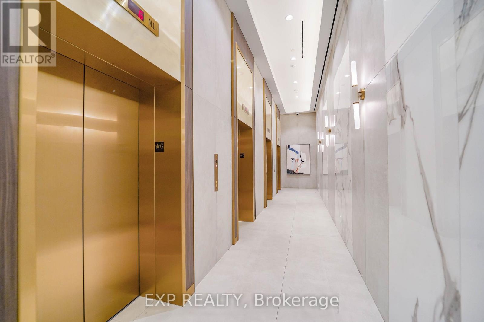 Photo 15 of 4503 1000 Portage Parkway, Vaughan ON