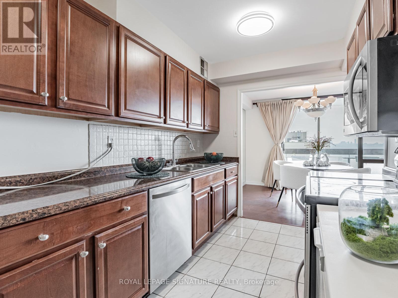 Photo 20 of 1709 350 Seneca Hill Drive, Toronto ON