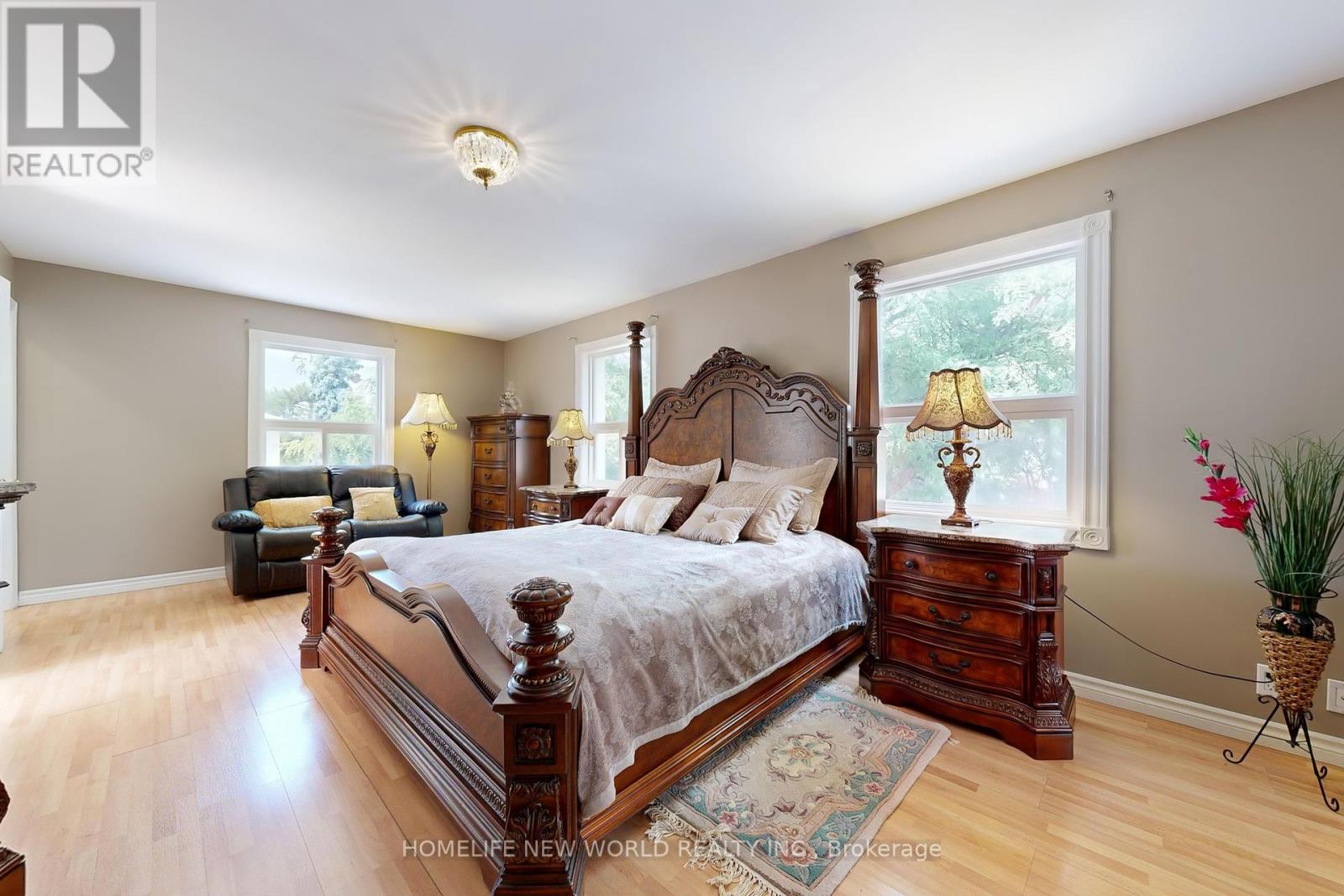 Photo 6 of 781 Huntingwood Drive, Toronto ON