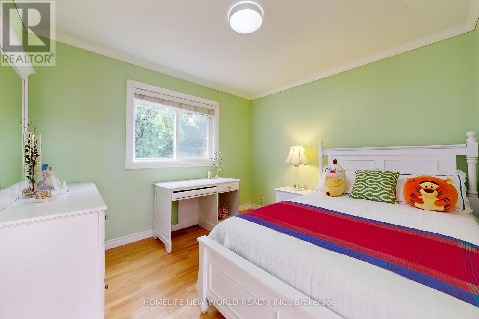 Photo 40 of 781 Huntingwood Drive, Toronto ON