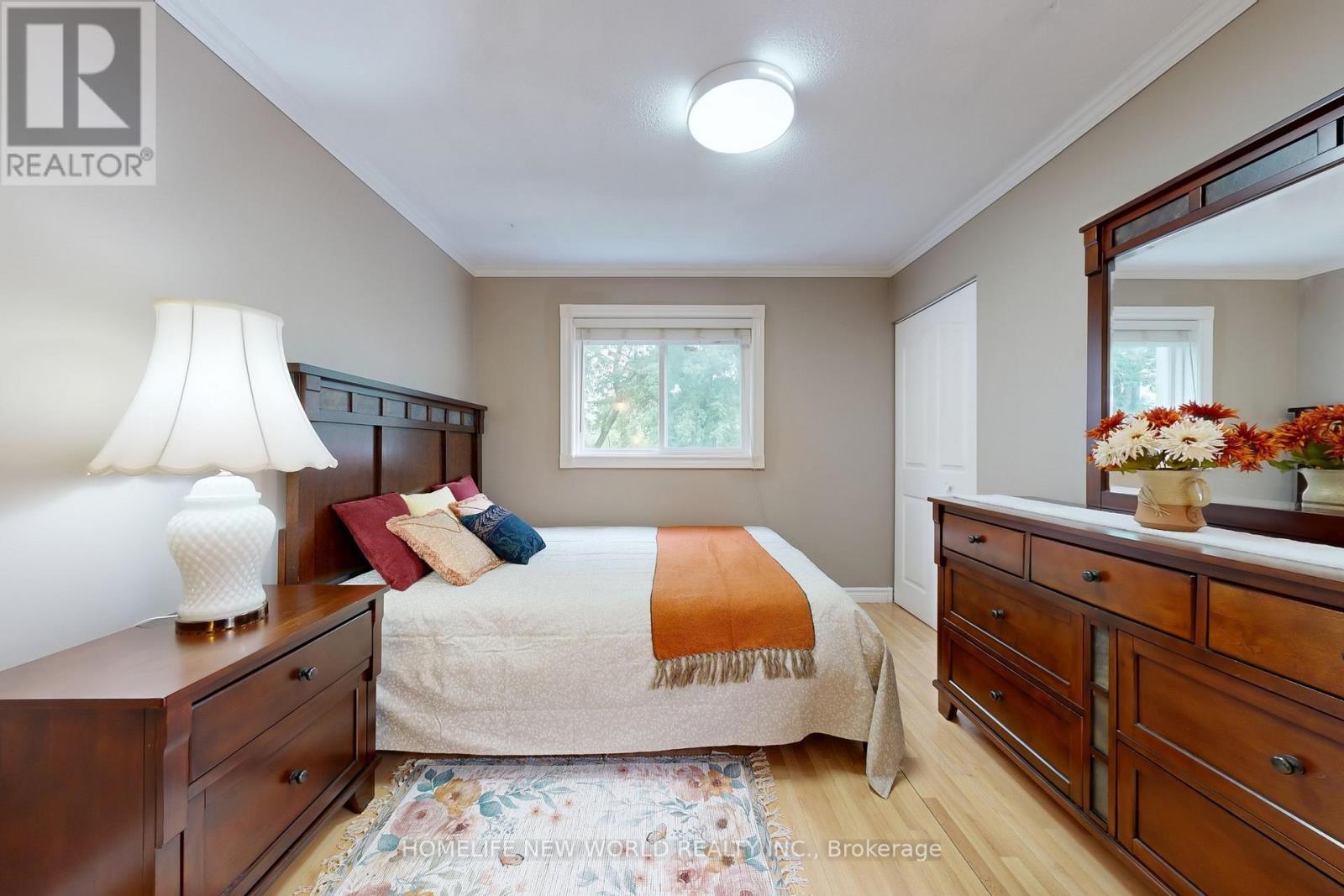 Photo 22 of 781 Huntingwood Drive, Toronto ON
