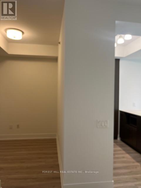 Photo 6 of 1406 310 Tweedsmuir Avenue, Toronto ON