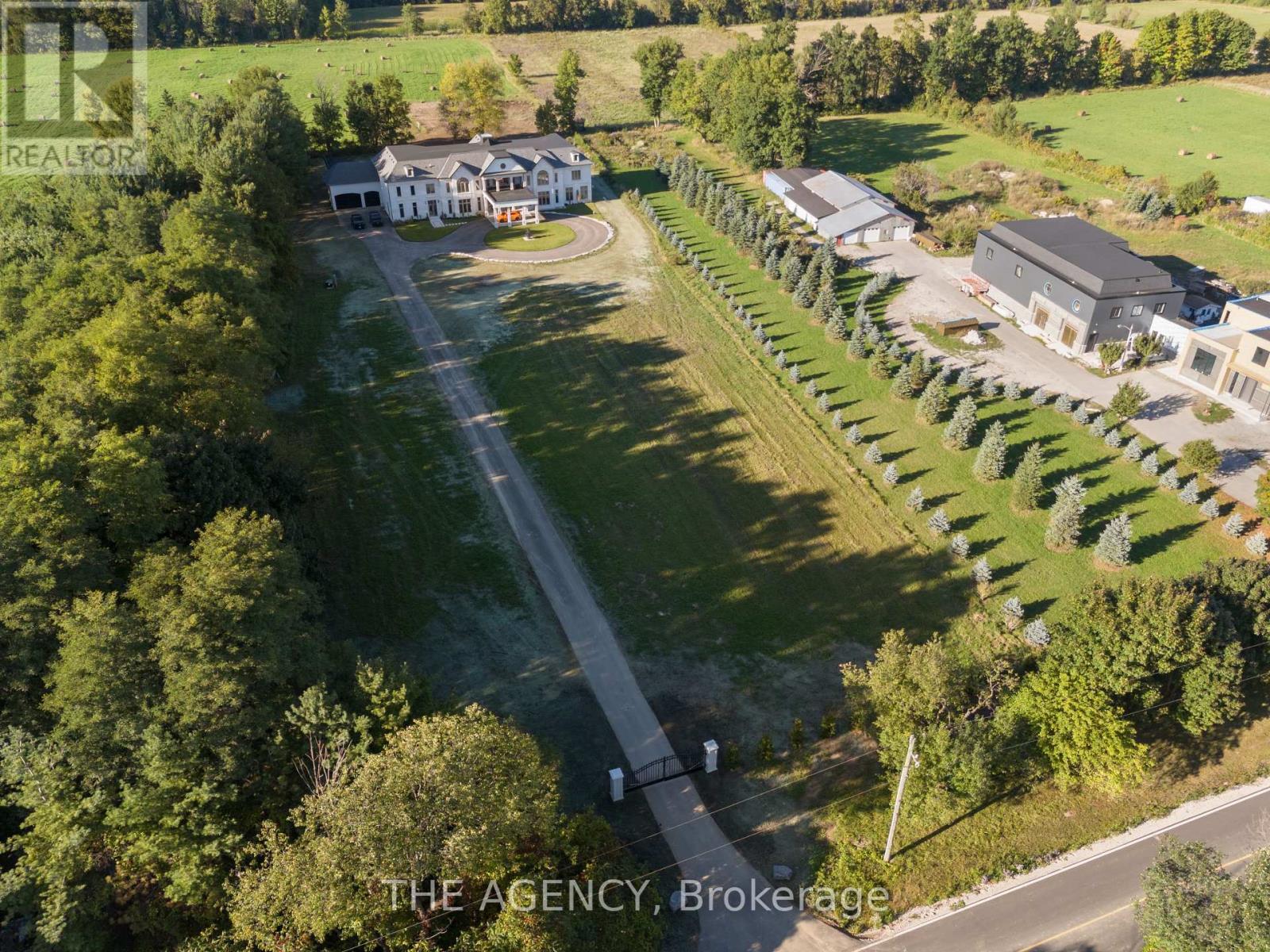 Photo 3 of 3310 18th Sideroad, King ON