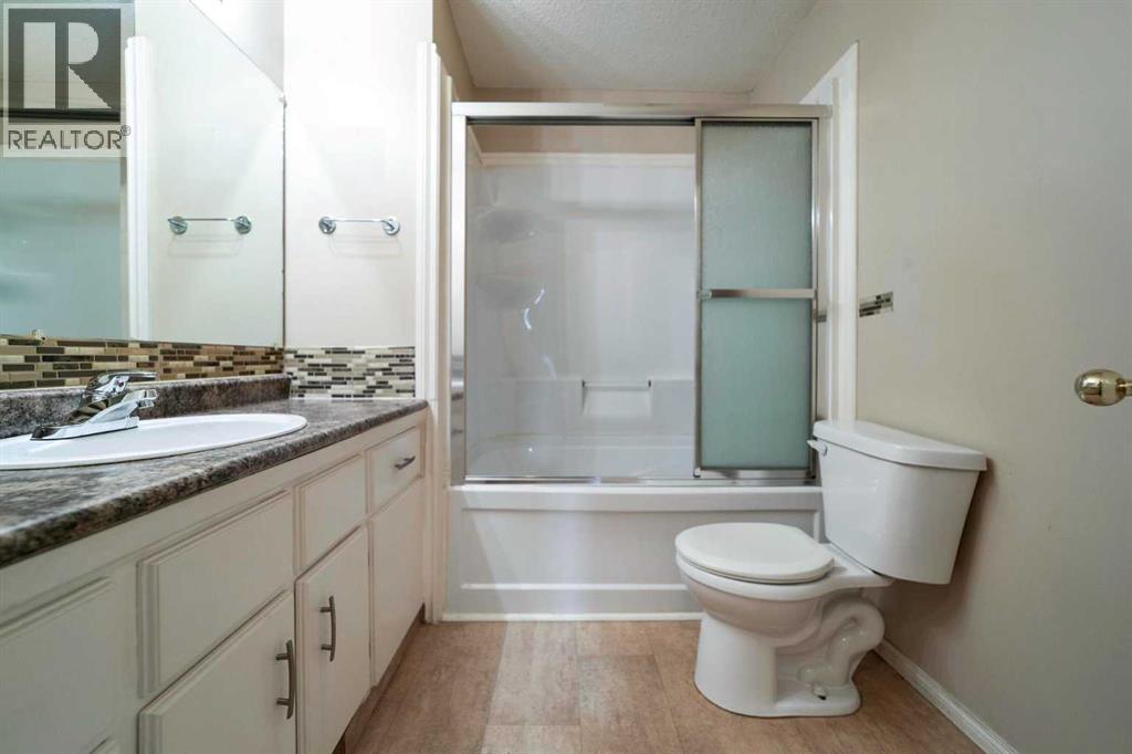 Photo 23 of 6601 43 Avenue, Camrose AB