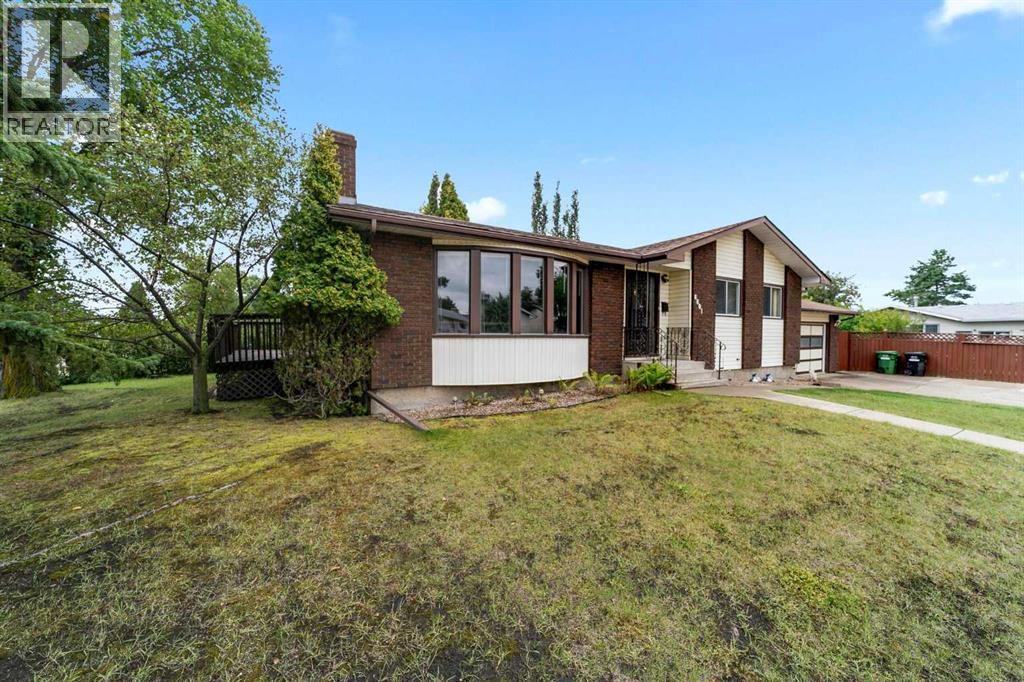 Photo 9 of 6601 43 Avenue, Camrose AB