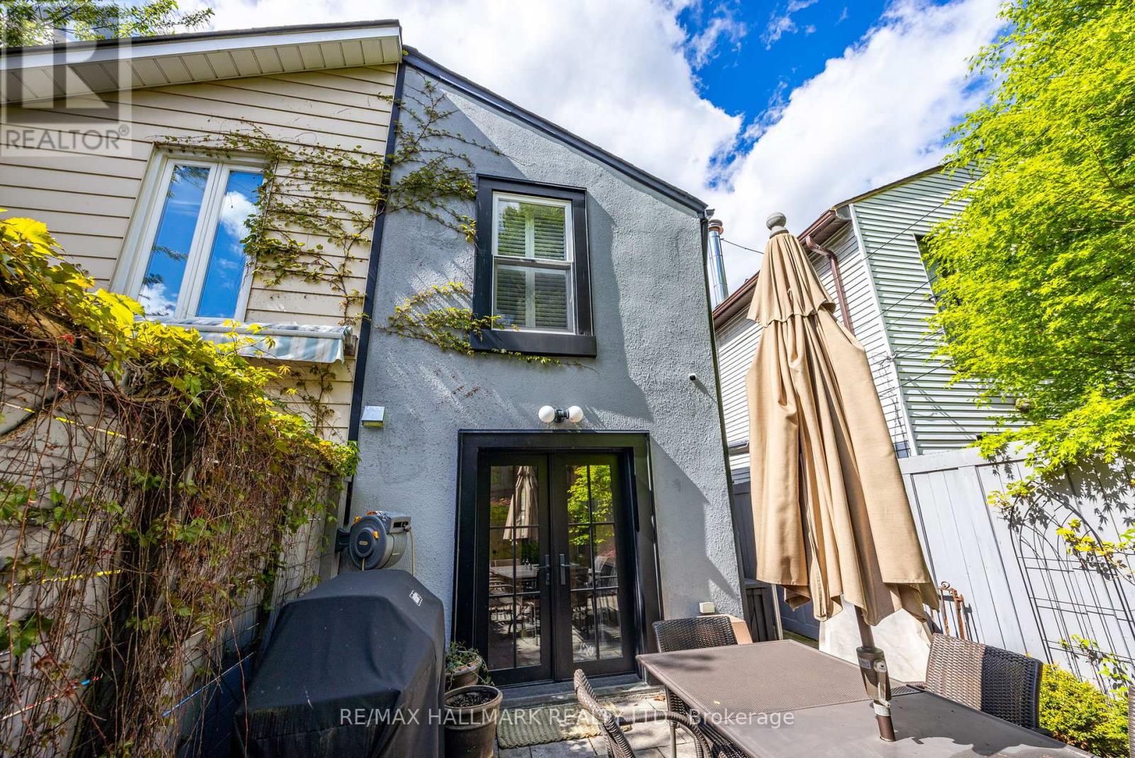 Photo 22 of 27 Bishop Street, Toronto ON