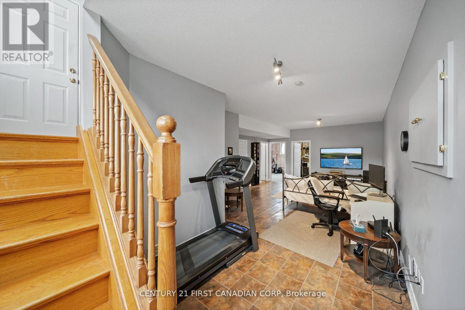 Photo 29 of 475 Exmouth Circle, London East ON