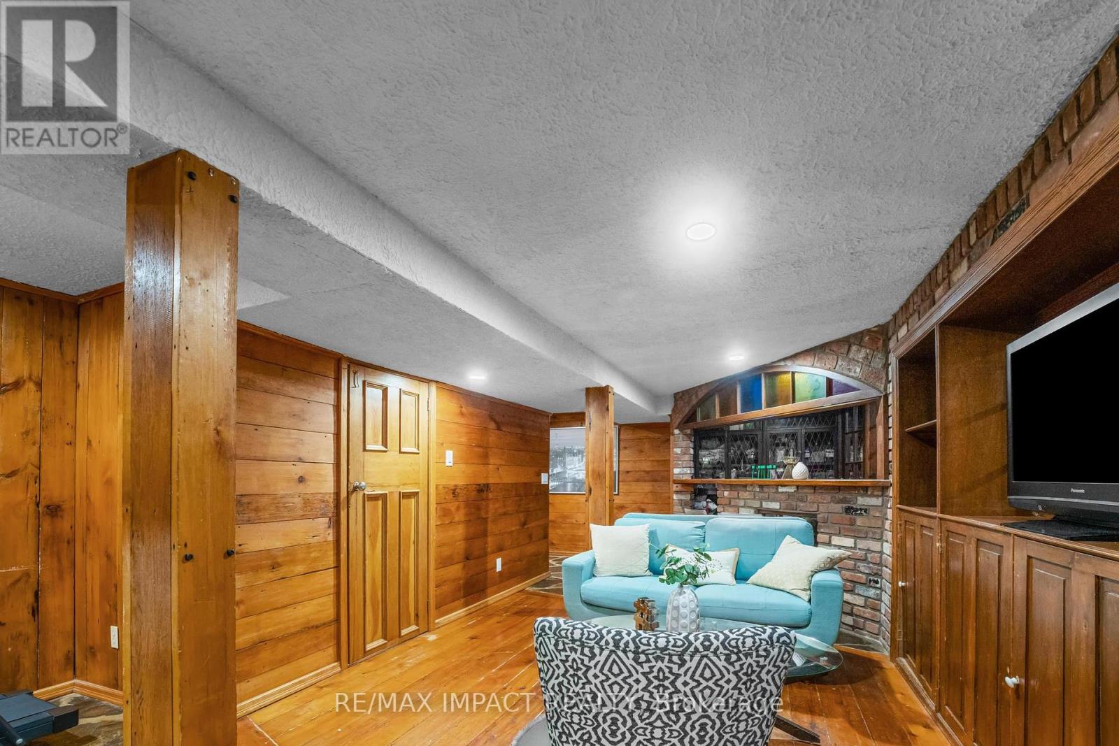 Photo 6 of 1395 Tampa Crescent, Oshawa ON