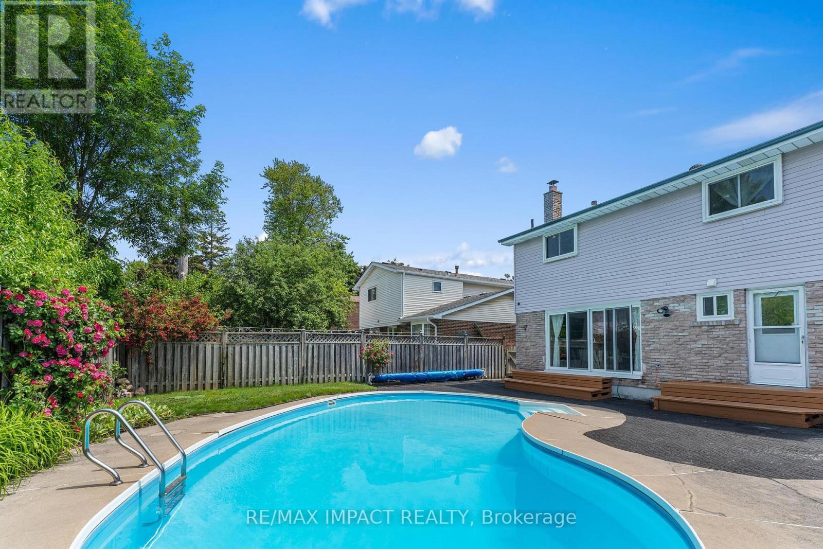 Photo 5 of 1395 Tampa Crescent, Oshawa ON