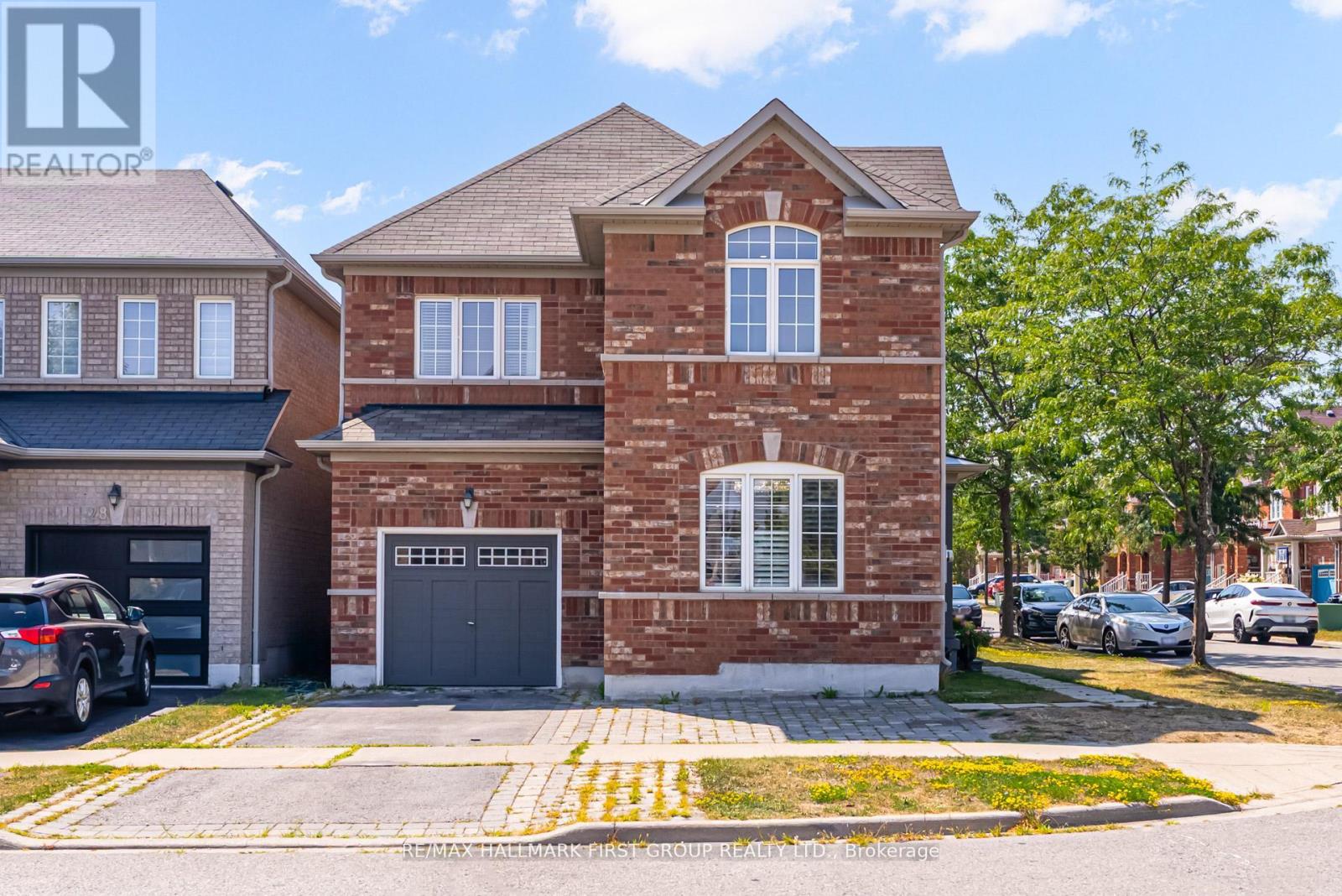 Photo 14 of 35 Elliottglen Drive, Ajax ON