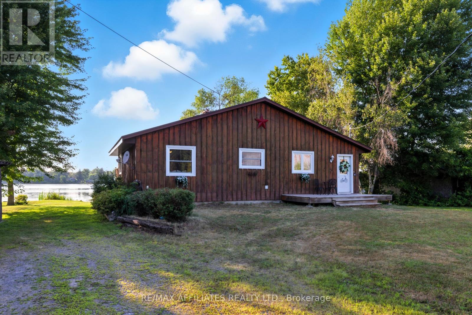 Photo 15 of 70 Corktown Lane, Merrickvillewolford ON