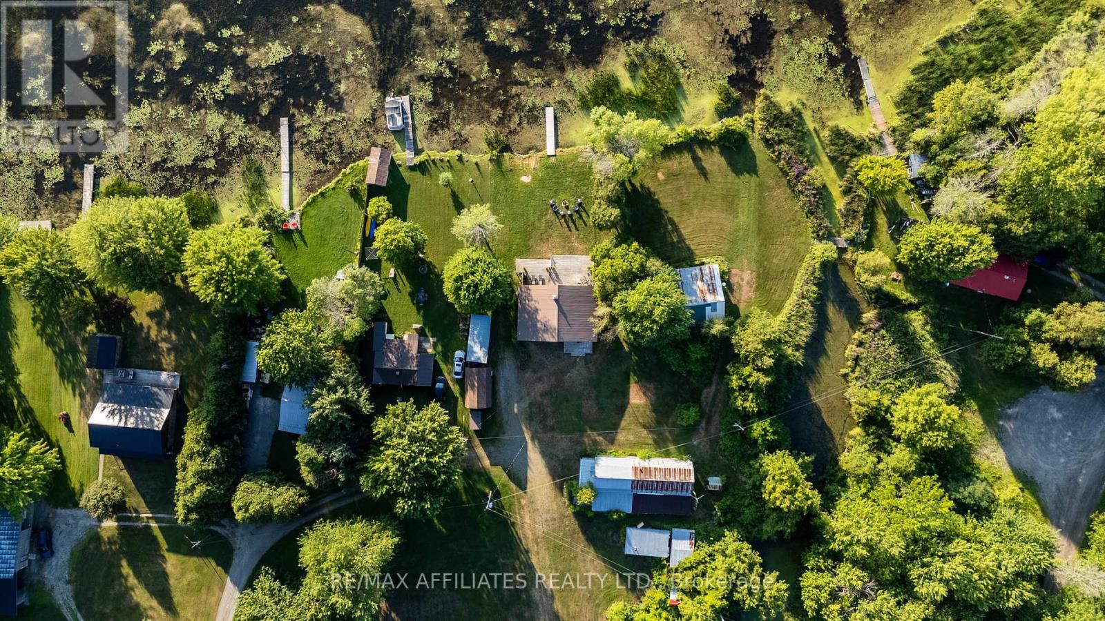 Photo 4 of 70 Corktown Lane, Merrickvillewolford ON