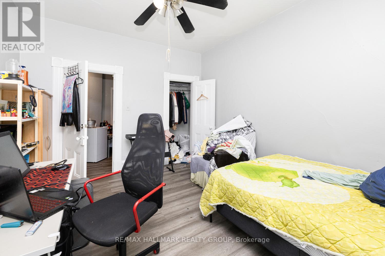 Photo 40 of 246 Laurier Avenue E, Ottawa ON
