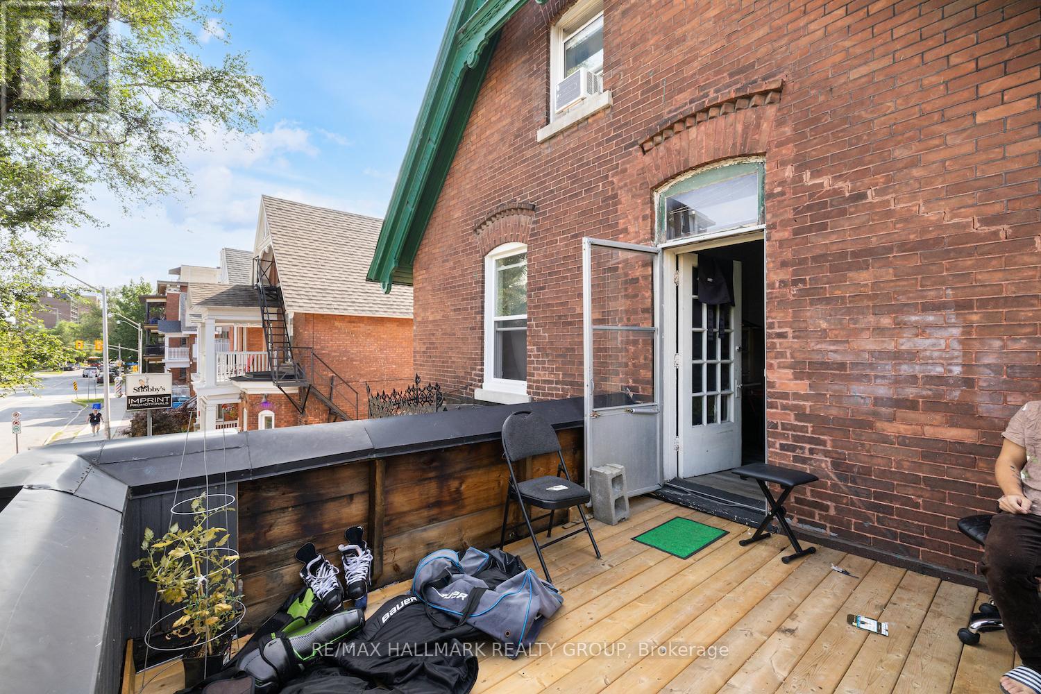 Photo 44 of 246 Laurier Avenue E, Ottawa ON