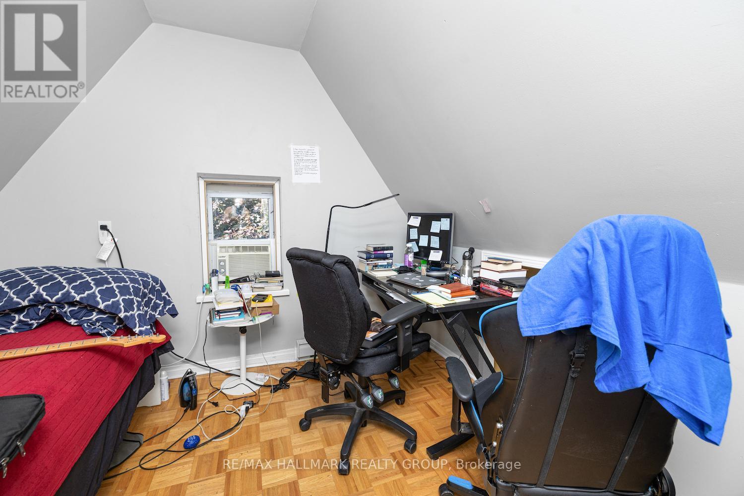 Photo 12 of 246 Laurier Avenue E, Ottawa ON