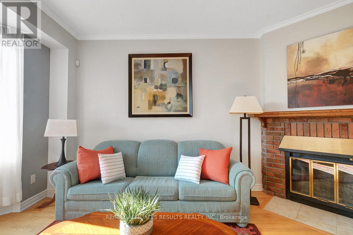 Photo 21 of 68 Pheasant Run Drive, Ottawa ON