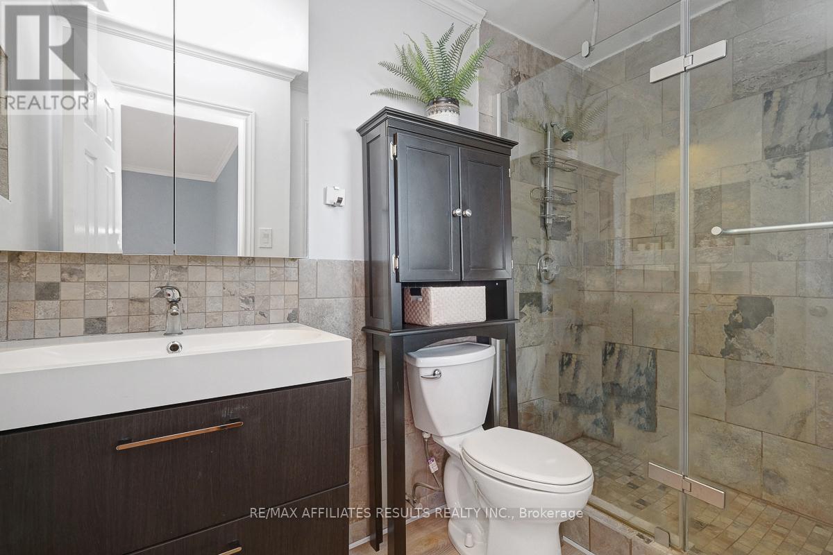 Photo 29 of 68 Pheasant Run Drive, Ottawa ON