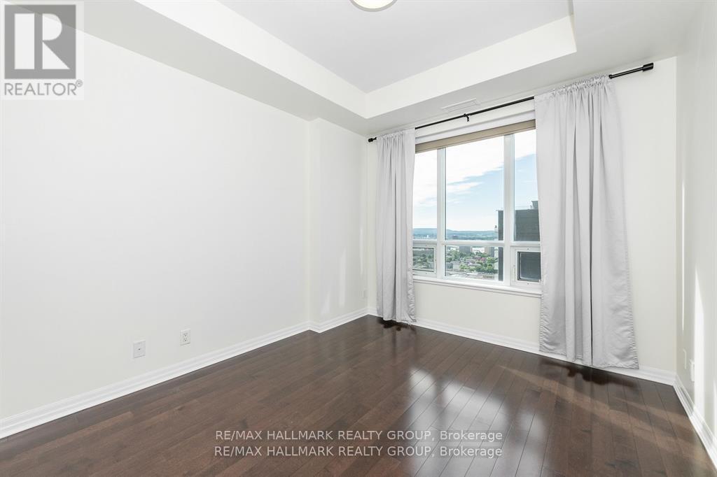 Photo 4 of Ph 1 2702 242 Rideau Street, Ottawa ON