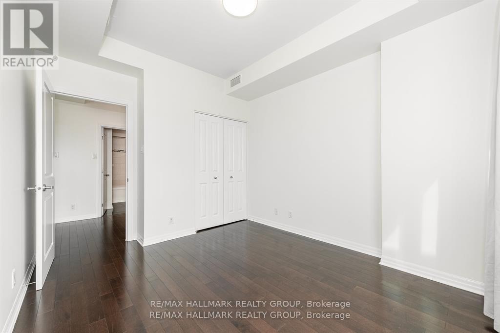 Photo 37 of Ph 1 2702 242 Rideau Street, Ottawa ON