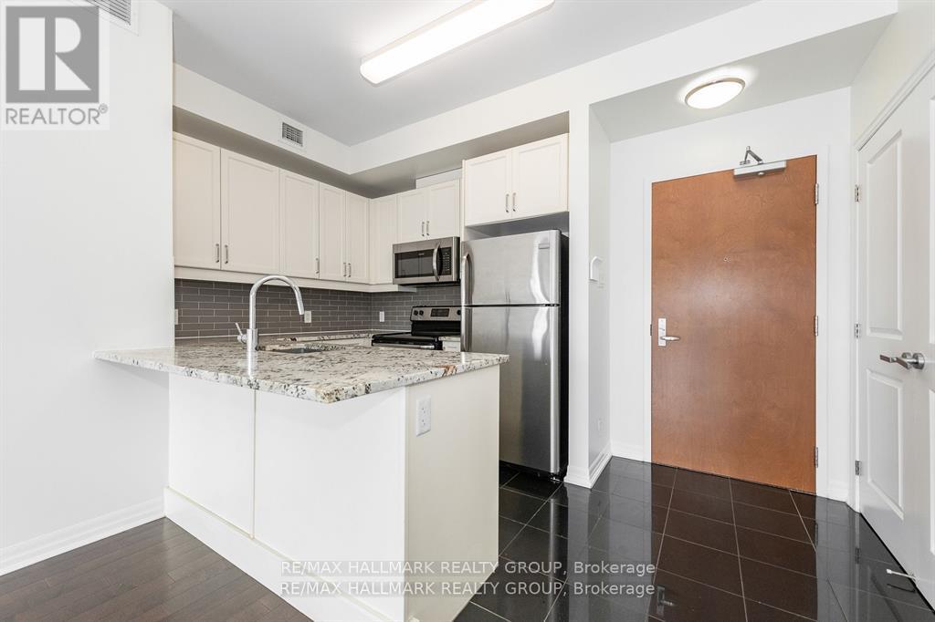 Photo 40 of Ph 1 2702 242 Rideau Street, Ottawa ON