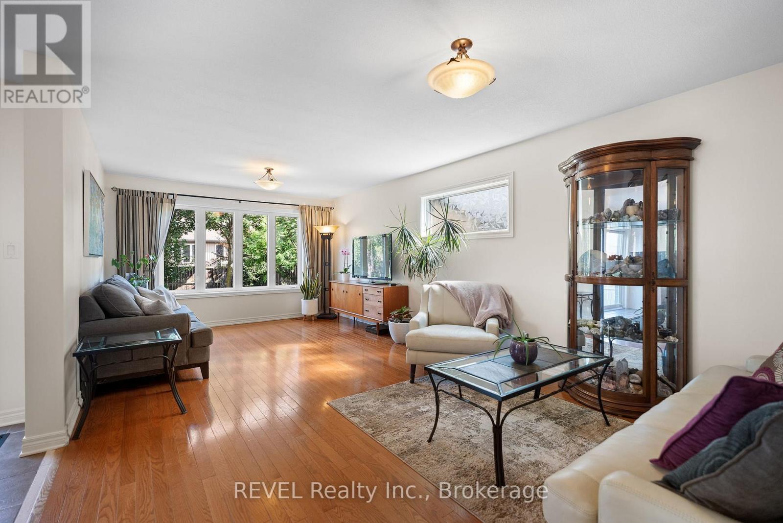 Photo 10 of 99 Loretta Drive, Niagaraonthelake ON