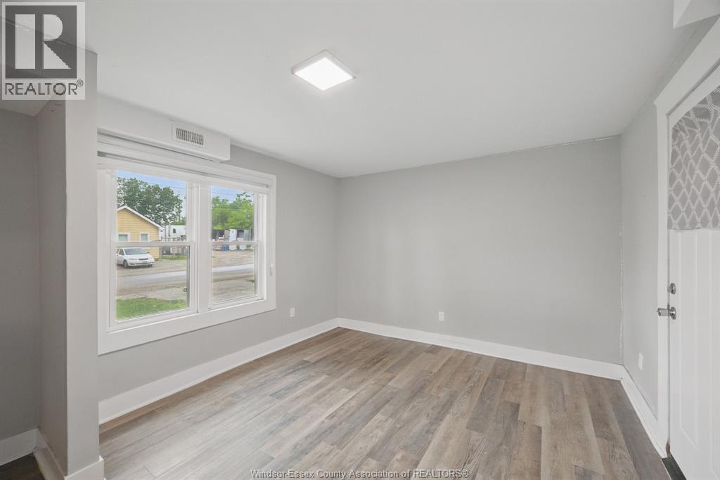 Photo 10 of 2226 Janette Avenue, Windsor ON