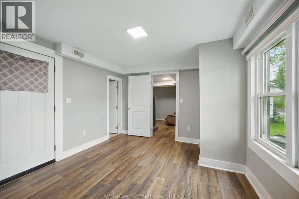 Photo 11 of 2226 Janette Avenue, Windsor ON