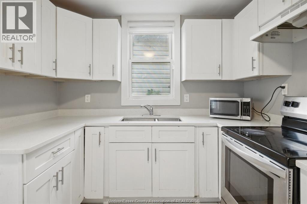 Photo 17 of 2226 Janette Avenue, Windsor ON